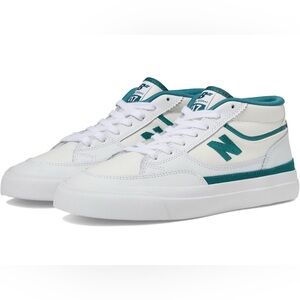 NWOT New Balance Men’s 417  Villani White/ Vintage Teal